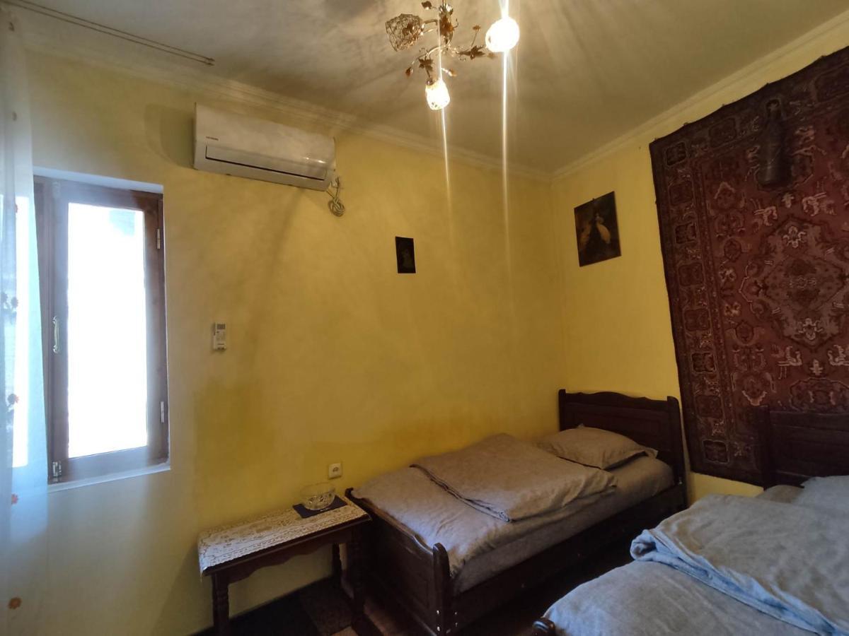 Edlen Apartment Tbilisi Exterior foto